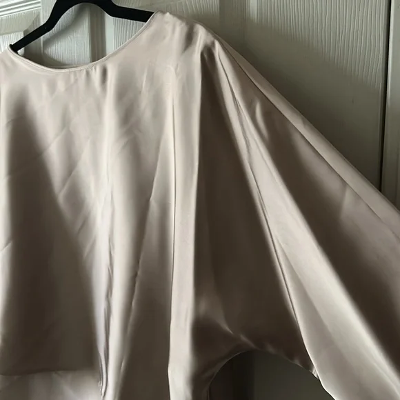 Antonio Melani Blyss Drapey Satin Boat Neck Long Sleeve Champagne Blouse Size L - Picture 7 of 10